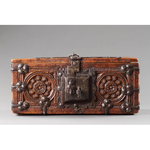 A Finely Carved and Metal Mounted Casket ‘Minnekästchen’